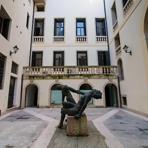  Apartment Residenza Corso Palladio 159